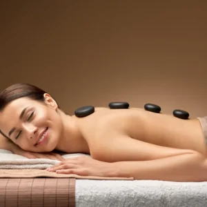 Hot Stone und Schröpfmassage
